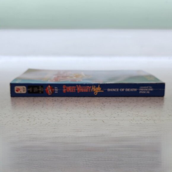 Sweet Valley High #127 Dance of Death - Picture 4 of 5